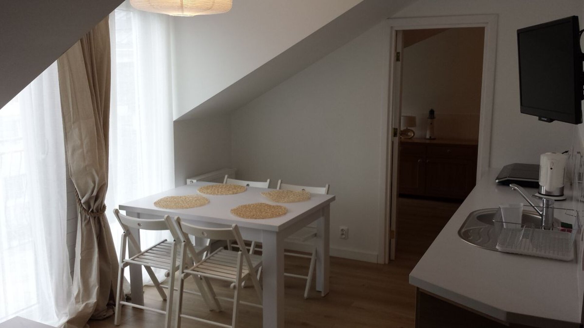 MORZE APARTAMENTÓW SPÓŁKA Z OGRANICZONĄ ODPOWIEDZIALNOŚCIĄ - 4